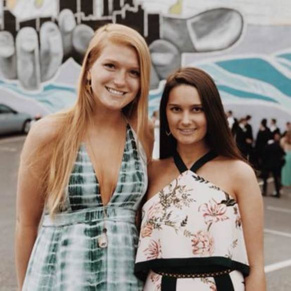 Meet your Posher, Arden - Picture 1 of 1